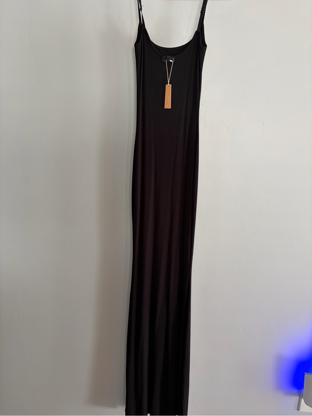 SKIMS Soft Lounge Long Slip Dress - Onyx - Picture 3 of 4